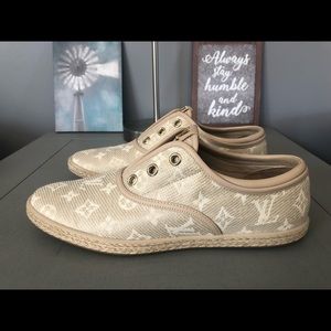 ❌Authentic Louis Vuitton Tweed Monogram Sneakers